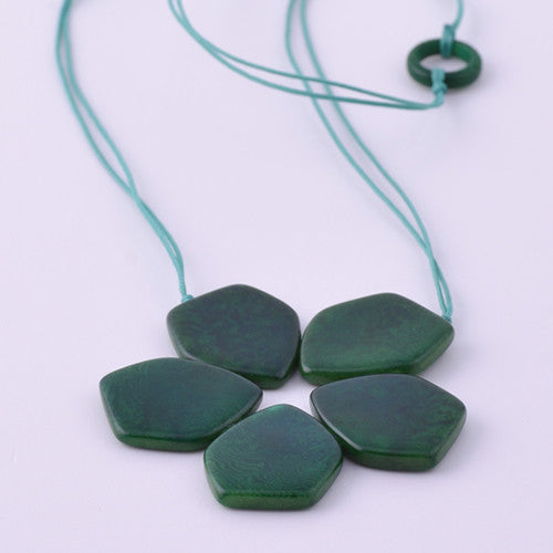 Pentaflor Necklace in Emerald Green